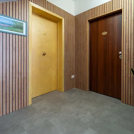 Principe Umberto Luxury House Appartamento Solarino